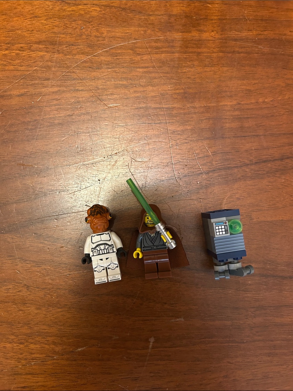 Minifigs from Jedi bob’s starfighter